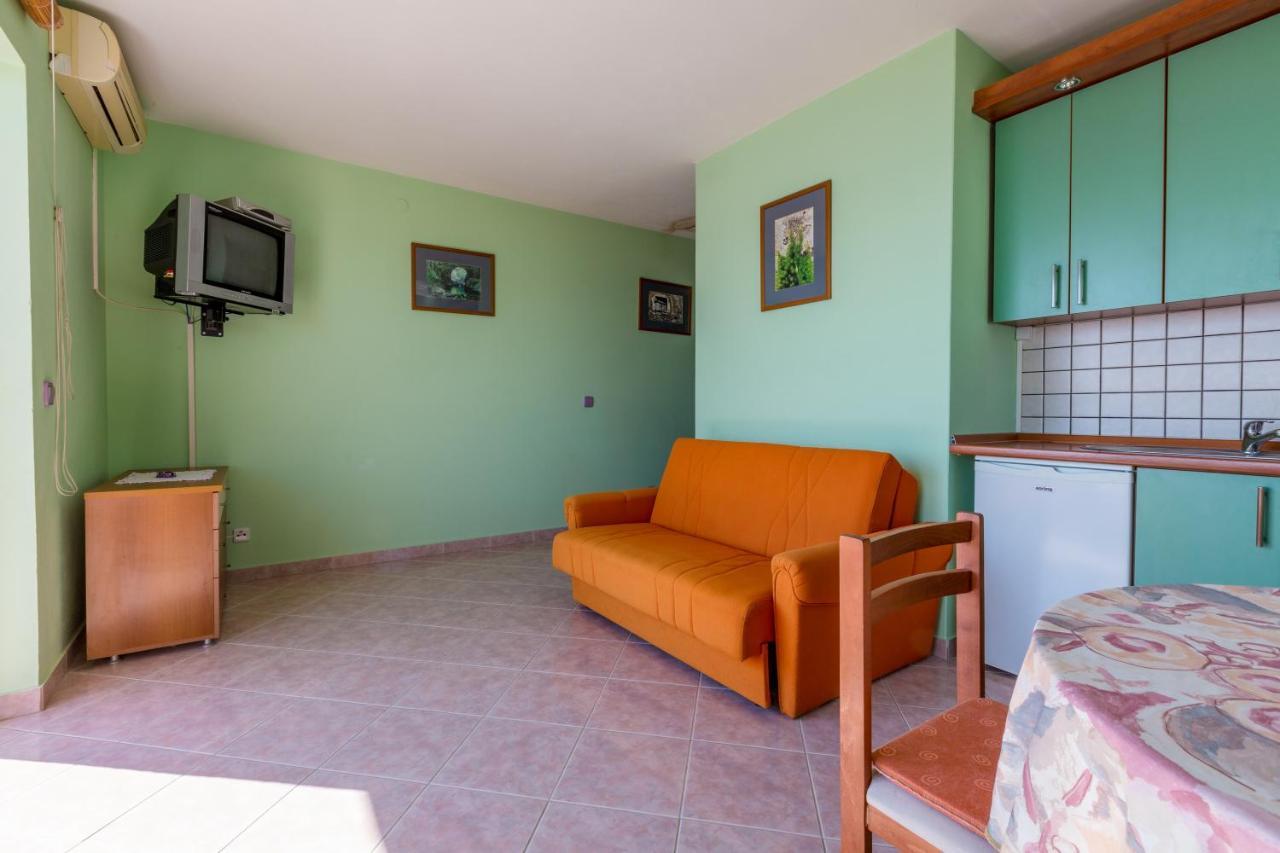 דראמליי Apartmani Rino מראה חיצוני תמונה