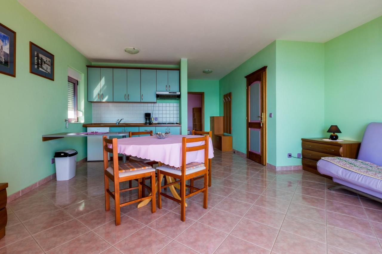 דראמליי Apartmani Rino מראה חיצוני תמונה